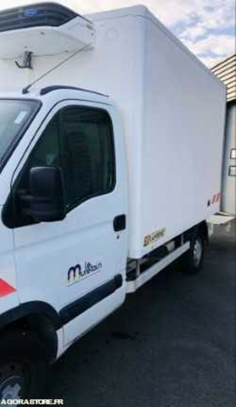 Renault Master Frigorifique 3T5 - 245575km - 2002 - Komercauto refrižerators: foto 5 Renault Master Frigorifique 3T5 - 245575km - 2002 - Komercauto refrižerators: foto 5
