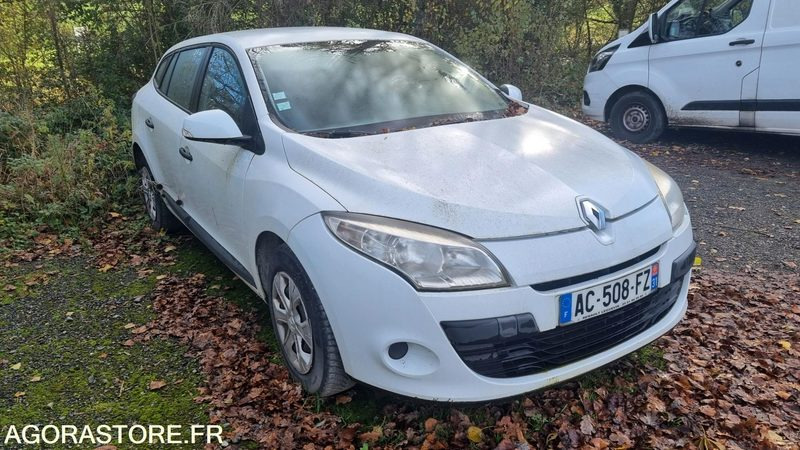 Renault Mégane 1.6 16V 2009 157000kms - Universālis: foto 2 Renault Mégane 1.6 16V 2009 157000kms - Universālis: foto 2