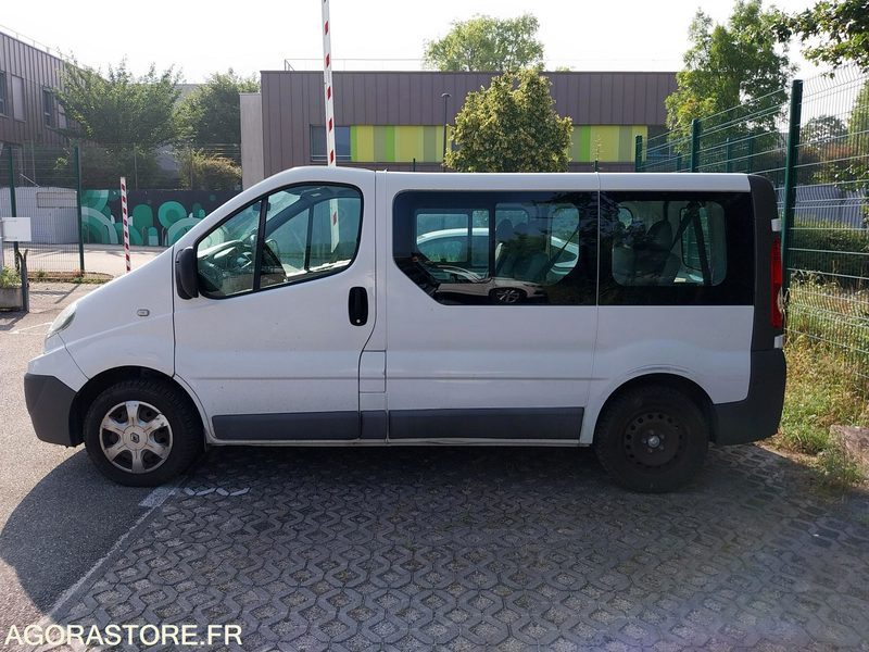 Renault Trafic 9 places DA-953-LM de 2013 avec 135 698 kms - Mikroautobuss, Pasažieru furgons: foto 2 Renault Trafic 9 places DA-953-LM de 2013 avec 135 698 kms - Mikroautobuss, Pasažieru furgons: foto 2
