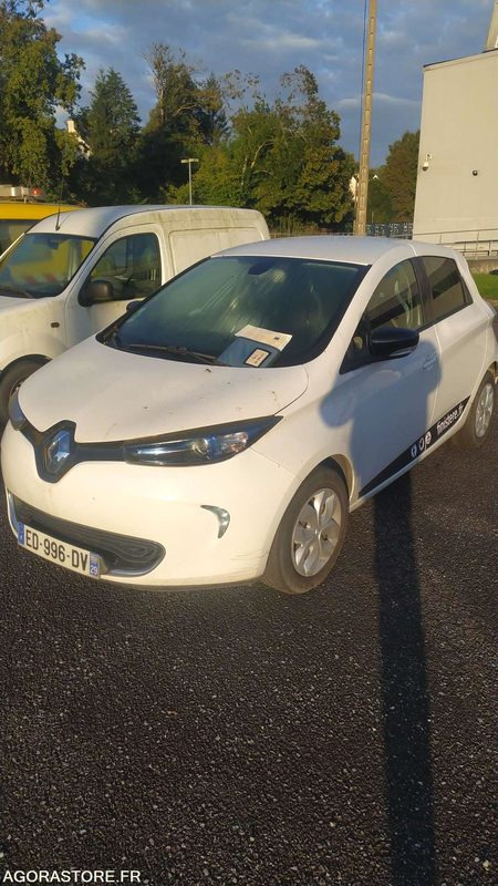 Renault Zoe - 2016 - Vieglā automašīna: foto 2 Renault Zoe - 2016 - Vieglā automašīna: foto 2