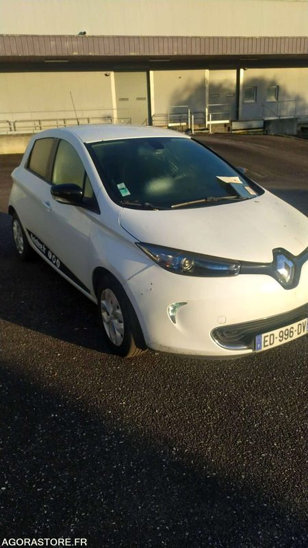 Renault Zoe - 2016 - Vieglā automašīna: foto 1 Renault Zoe - 2016 - Vieglā automašīna: foto 1