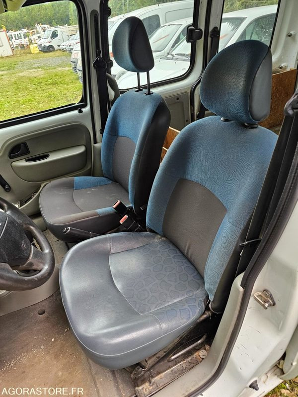 Renault kangoo - 2007 - 274248km - 9363WN28 - Mazs furgons: foto 5 Renault kangoo - 2007 - 274248km - 9363WN28 - Mazs furgons: foto 5