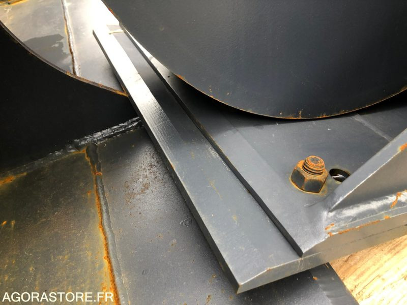 Godet 600mm AXE 55mm GEITH QC55 NEUF - Rezerves daļa - Celtniecības tehnika: foto 2 Godet 600mm AXE 55mm GEITH QC55 NEUF - Rezerves daļa - Celtniecības tehnika: foto 2