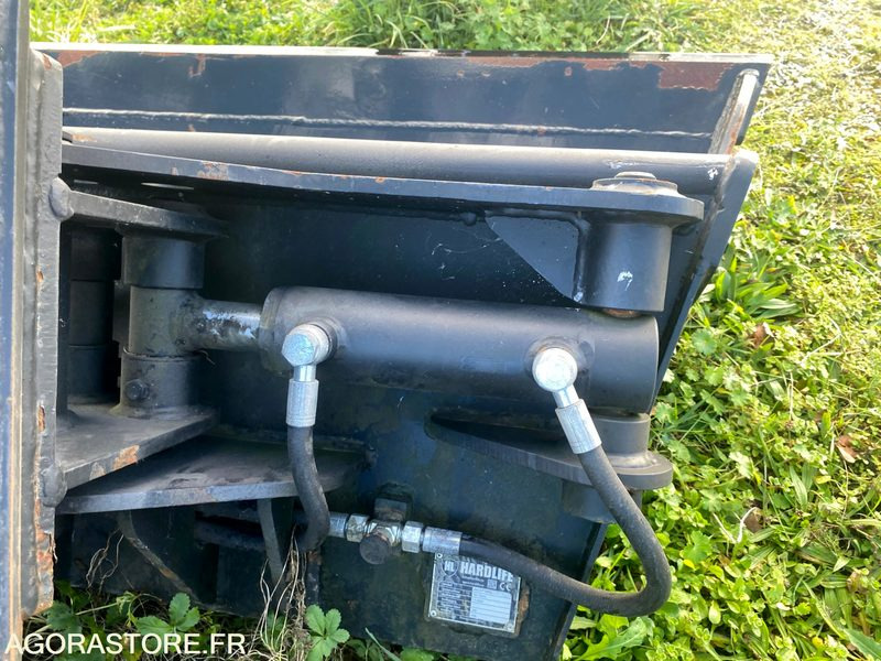 Godet curage orientable pour pelle 4T à 6T NEUF - Rezerves daļa - Celtniecības tehnika: foto 4 Godet curage orientable pour pelle 4T à 6T NEUF - Rezerves daļa - Celtniecības tehnika: foto 4