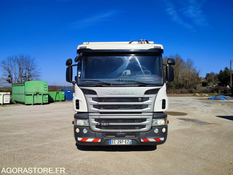 SCANIA BOM 26 T 362000 kms 2016 - Atkritumu vedējs: foto 1 SCANIA BOM 26 T 362000 kms 2016 - Atkritumu vedējs: foto 1