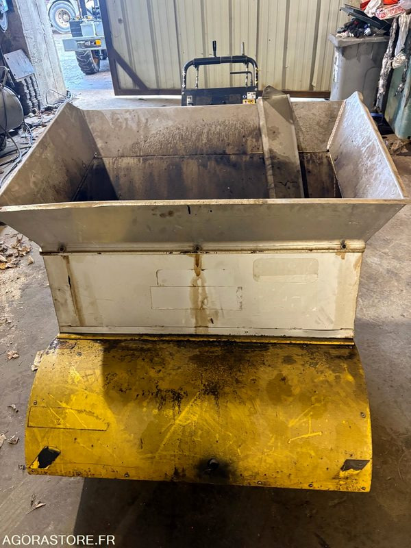 SECMAIR - Asfalta ieklāšanas tehnika: foto 2 SECMAIR - Asfalta ieklāšanas tehnika: foto 2