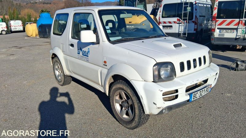 SUZUKI Jimny 4x4 GO - 2010 - 337758km - SUV: foto 1 SUZUKI Jimny 4x4 GO - 2010 - 337758km - SUV: foto 1