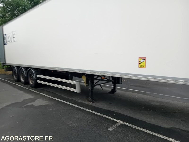 Semi-remorque Fourgon Fruehauf - 2018 (30737) - Puspiekabe slēgtā virsbūve: foto 5 Semi-remorque Fourgon Fruehauf - 2018 (30737) - Puspiekabe slēgtā virsbūve: foto 5