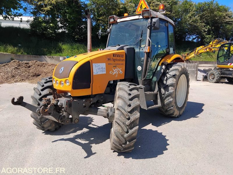 TRACTEUR CLASS ERGOS 436 - Traktors: foto 1 TRACTEUR CLASS ERGOS 436 - Traktors: foto 1