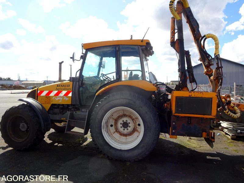 TRACTEUR ET DEBROUSSAILLEUSE - Traktors: foto 3 TRACTEUR ET DEBROUSSAILLEUSE - Traktors: foto 3