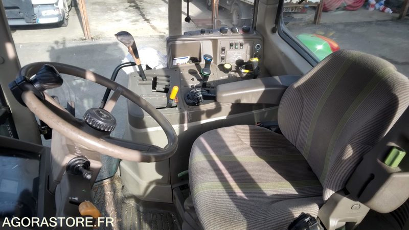 TRACTEUR JOHN DEERE 6630 BON ETAT - Traktors: foto 3 TRACTEUR JOHN DEERE 6630 BON ETAT - Traktors: foto 3