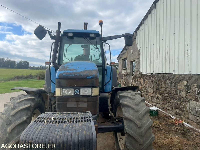 TRACTEUR NEW HOLLAND 8160 RANGE COMMAND - 1999 - 10500h - Traktors: foto 5 TRACTEUR NEW HOLLAND 8160 RANGE COMMAND - 1999 - 10500h - Traktors: foto 5