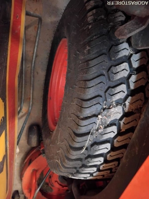 Tondeuse autoportée diesel Kubota G23 II - Zāles pļāvējs: foto 5 Tondeuse autoportée diesel Kubota G23 II - Zāles pļāvējs: foto 5