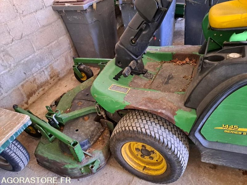 Tondeuse autoportée frontale coupe Mulching - Zāles pļāvējs: foto 2 Tondeuse autoportée frontale coupe Mulching - Zāles pļāvējs: foto 2