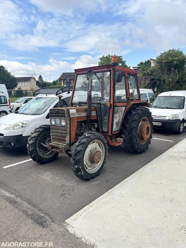 Tracteur Massey fergusson - Traktors: foto 1 Tracteur Massey fergusson - Traktors: foto 1