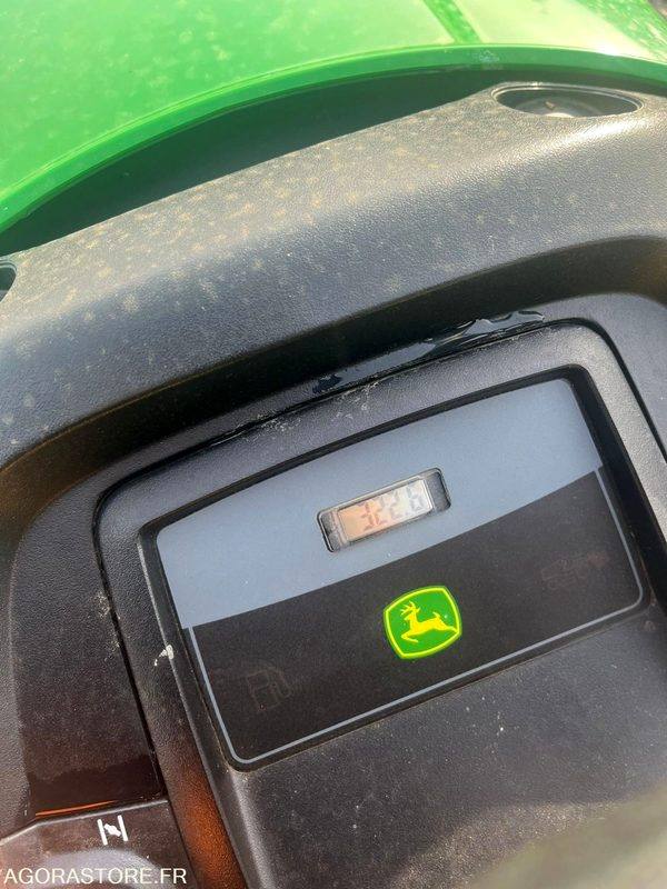 Tracteur tondeuse John deere x305r - Zāles pļāvējs: foto 3 Tracteur tondeuse John deere x305r - Zāles pļāvējs: foto 3