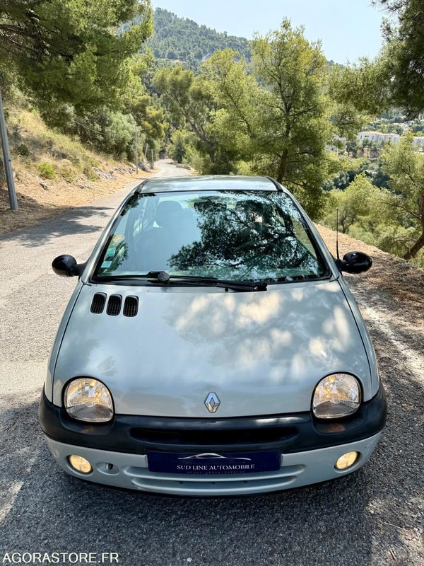 Twingo 1.2 16v kiss cool CLIM - Vieglā automašīna: foto 3 Twingo 1.2 16v kiss cool CLIM - Vieglā automašīna: foto 3