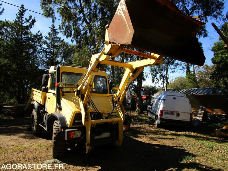 Unimog U140 - 1994 - 115 000km - TRES BON ETAT - Ekskavators-iekrāvējs: foto 1 Unimog U140 - 1994 - 115 000km - TRES BON ETAT - Ekskavators-iekrāvējs: foto 1
