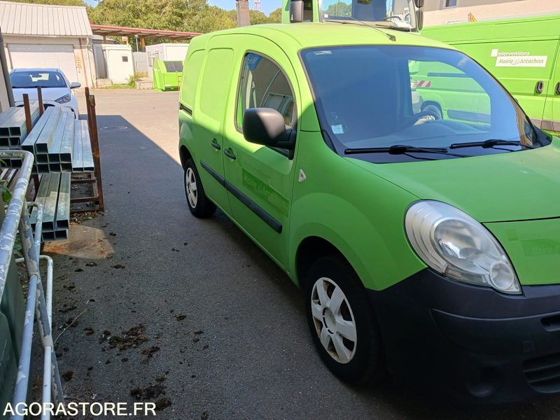 VEHICULE RENAULT KANGOO 1.5 DCI - 65351KMS - 2010 - Vieglā automašīna: foto 4 VEHICULE RENAULT KANGOO 1.5 DCI - 65351KMS - 2010 - Vieglā automašīna: foto 4