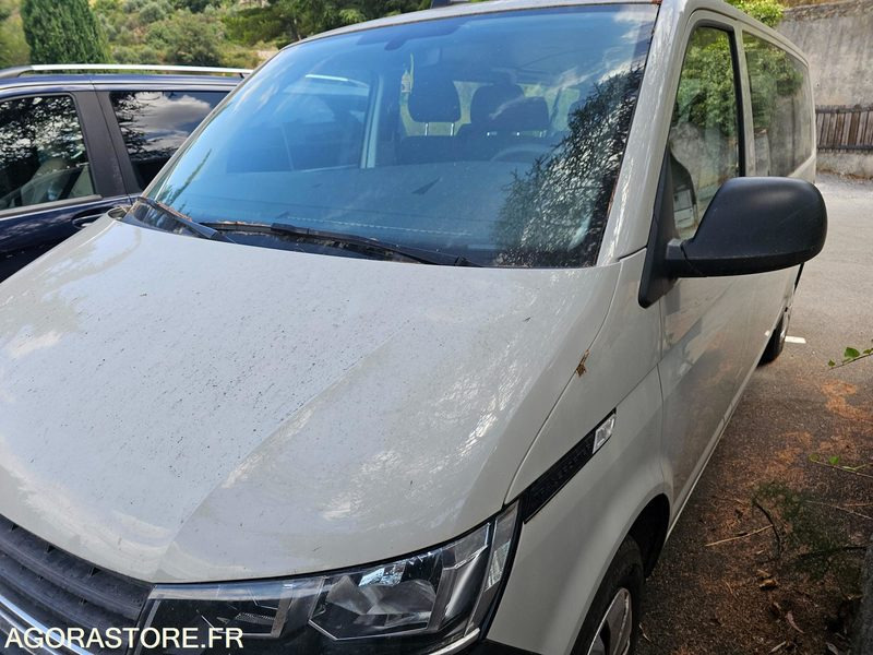 VOLKSWAGEN Transporter 9 Places - 2024 - 4000 KM - Mikroautobuss, Pasažieru furgons: foto 2 VOLKSWAGEN Transporter 9 Places - 2024 - 4000 KM - Mikroautobuss, Pasažieru furgons: foto 2