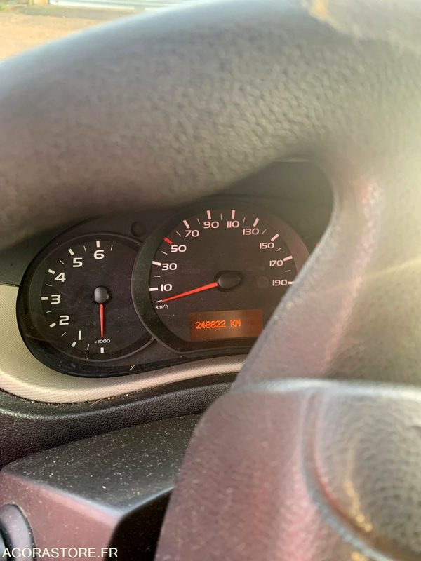 VSAV RENAULT MASTER3 CH347CR - Kravas mikroautobuss: foto 5 VSAV RENAULT MASTER3 CH347CR - Kravas mikroautobuss: foto 5