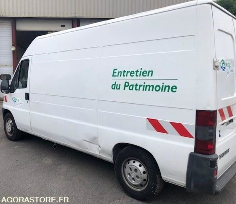 Véhicule PEUGEOT BOXER 2001 NON ROULANT EN L'ETAT - Mazs furgons: foto 2 Véhicule PEUGEOT BOXER 2001 NON ROULANT EN L'ETAT - Mazs furgons: foto 2