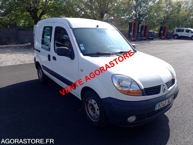 Vends Renault kangoo diesel - Mazs furgons: foto 3 Vends Renault kangoo diesel - Mazs furgons: foto 3