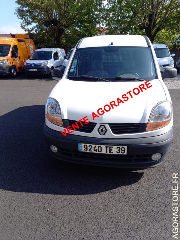 Vends Renault kangoo diesel - Mazs furgons: foto 2 Vends Renault kangoo diesel - Mazs furgons: foto 2