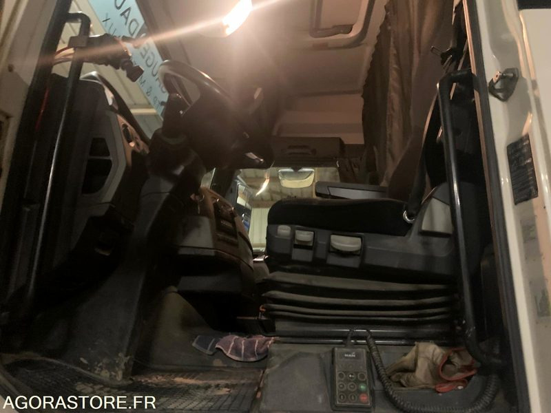 TGX 18.480 4X2 BLS HYDRAULIQUE - 2013 - 608000 Kms - Vilcējs: foto 4 TGX 18.480 4X2 BLS HYDRAULIQUE - 2013 - 608000 Kms - Vilcējs: foto 4