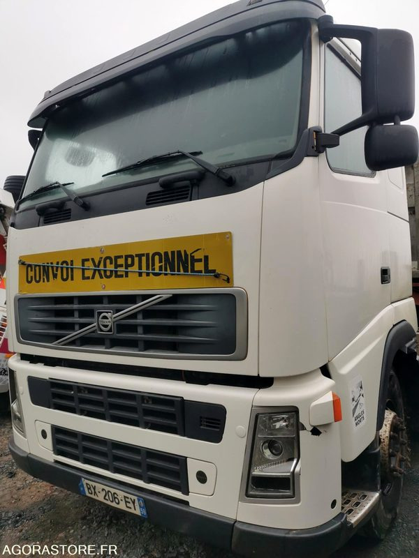 Tracteur routier volvo fm - 691551.6 kms - 2008 - Vilcējs: foto 1 Tracteur routier volvo fm - 691551.6 kms - 2008 - Vilcējs: foto 1