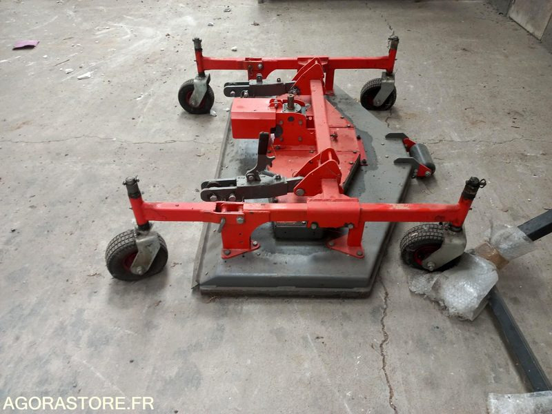 Coupe de tondeuse mulchng Morgneux TMC 150 fixation Kubota - Zāles pļāvējs: foto 2 Coupe de tondeuse mulchng Morgneux TMC 150 fixation Kubota - Zāles pļāvējs: foto 2