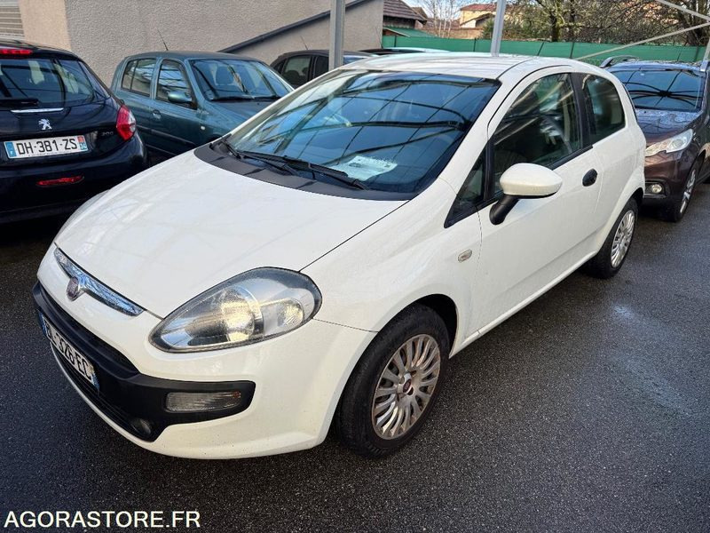 Fiat punto evp gpl - Vieglā automašīna: foto 1 Fiat punto evp gpl - Vieglā automašīna: foto 1