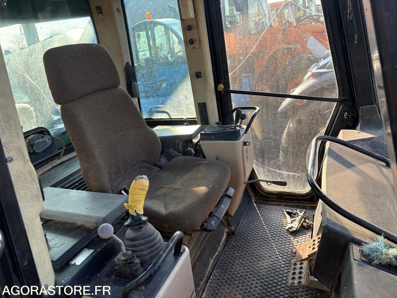 Trax 953c - Iekrāvējs: foto 3 Trax 953c - Iekrāvējs: foto 3