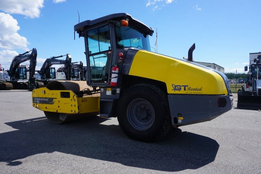 Atlas Copco Dynapac CA 1500 - Vibrorullis: foto 3 Atlas Copco Dynapac CA 1500 - Vibrorullis: foto 3