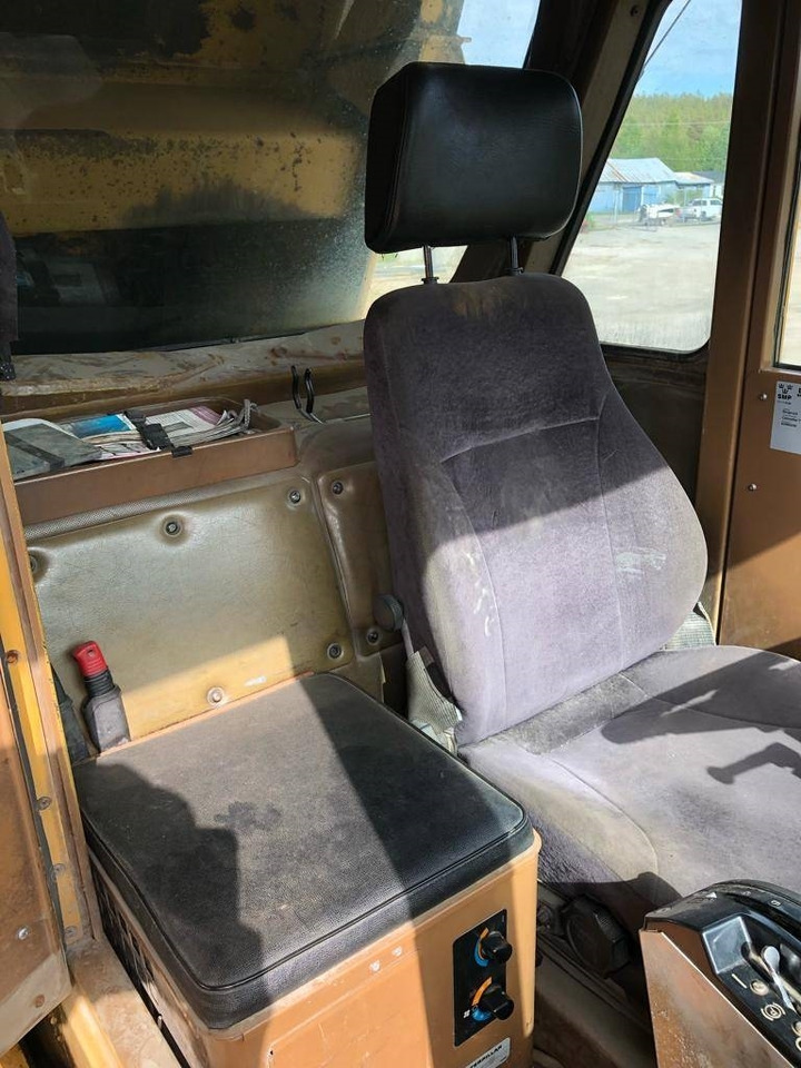 CAT 773B - Karjeru pašizgāzējs: foto 5 CAT 773B - Karjeru pašizgāzējs: foto 5