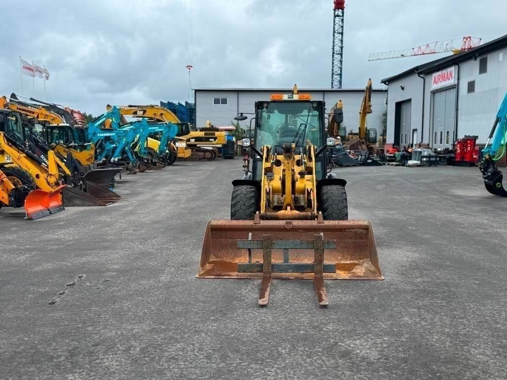 CAT 906 H 2 - Riteņu iekrāvējs: foto 3 CAT 906 H 2 - Riteņu iekrāvējs: foto 3