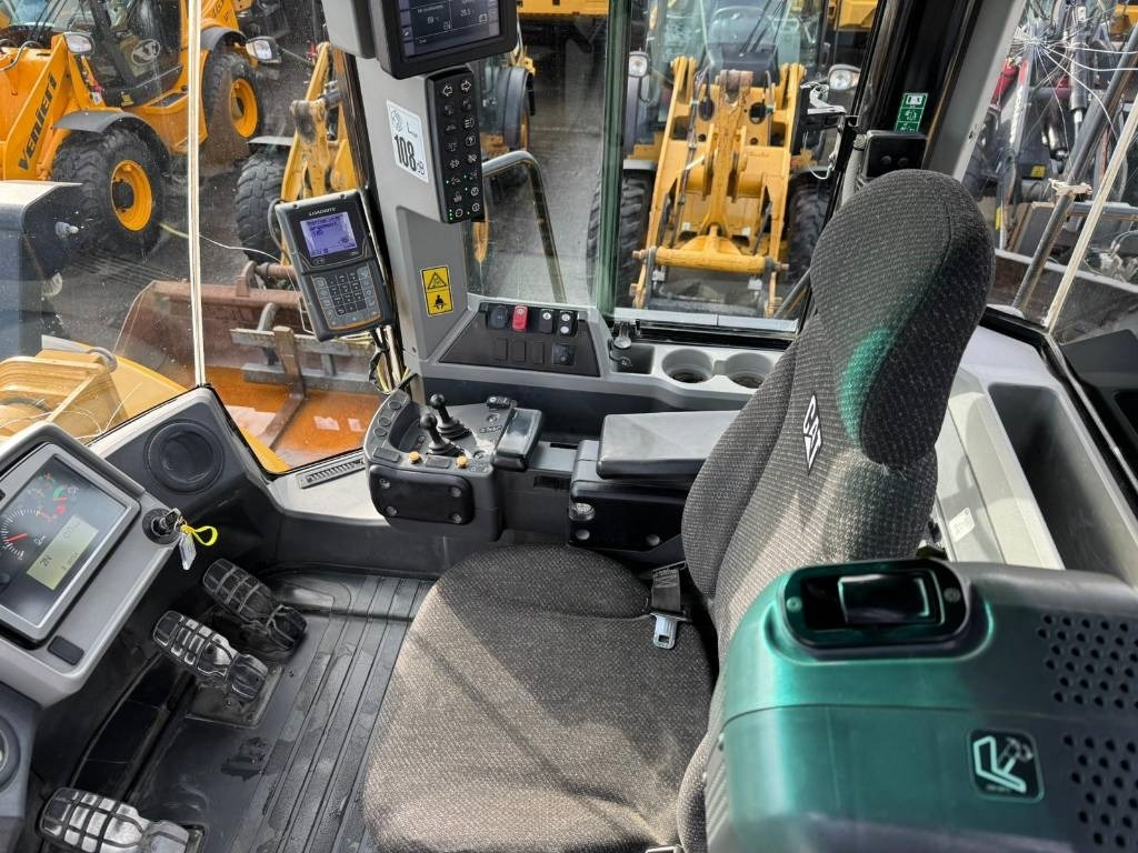 CAT 966M - Riteņu iekrāvējs: foto 5 CAT 966M - Riteņu iekrāvējs: foto 5