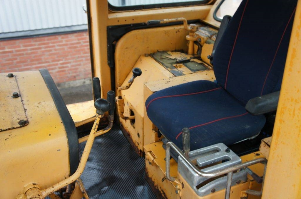 Komatsu D 155 A-1 - Buldozers: foto 2 Komatsu D 155 A-1 - Buldozers: foto 2