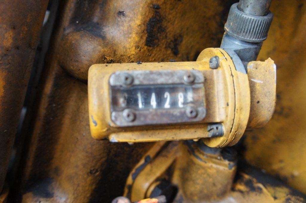 Komatsu D 155 A-1 - Buldozers: foto 4 Komatsu D 155 A-1 - Buldozers: foto 4