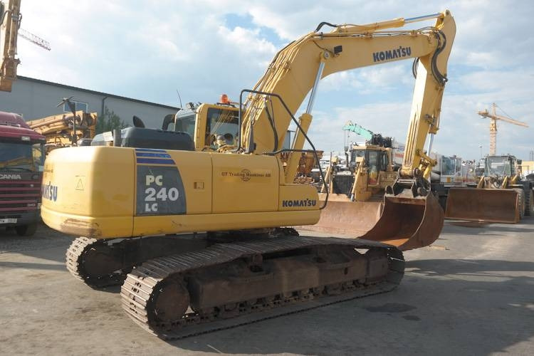 Komatsu PC 240-8 - Kāpurķēžu ekskavators: foto 1 Komatsu PC 240-8 - Kāpurķēžu ekskavators: foto 1