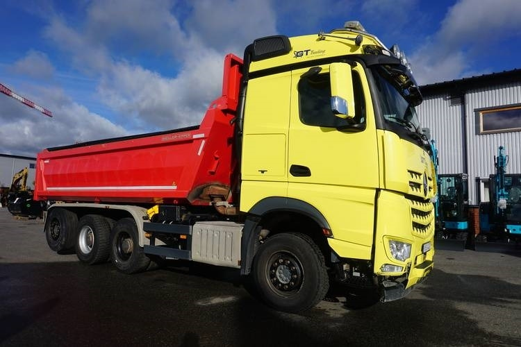 Mercedes-Benz Arocs  - Kravas automašīna pašizgāzējs: foto 4 Mercedes-Benz Arocs  - Kravas automašīna pašizgāzējs: foto 4