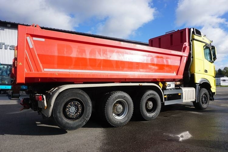 Mercedes-Benz Arocs  - Kravas automašīna pašizgāzējs: foto 5 Mercedes-Benz Arocs  - Kravas automašīna pašizgāzējs: foto 5