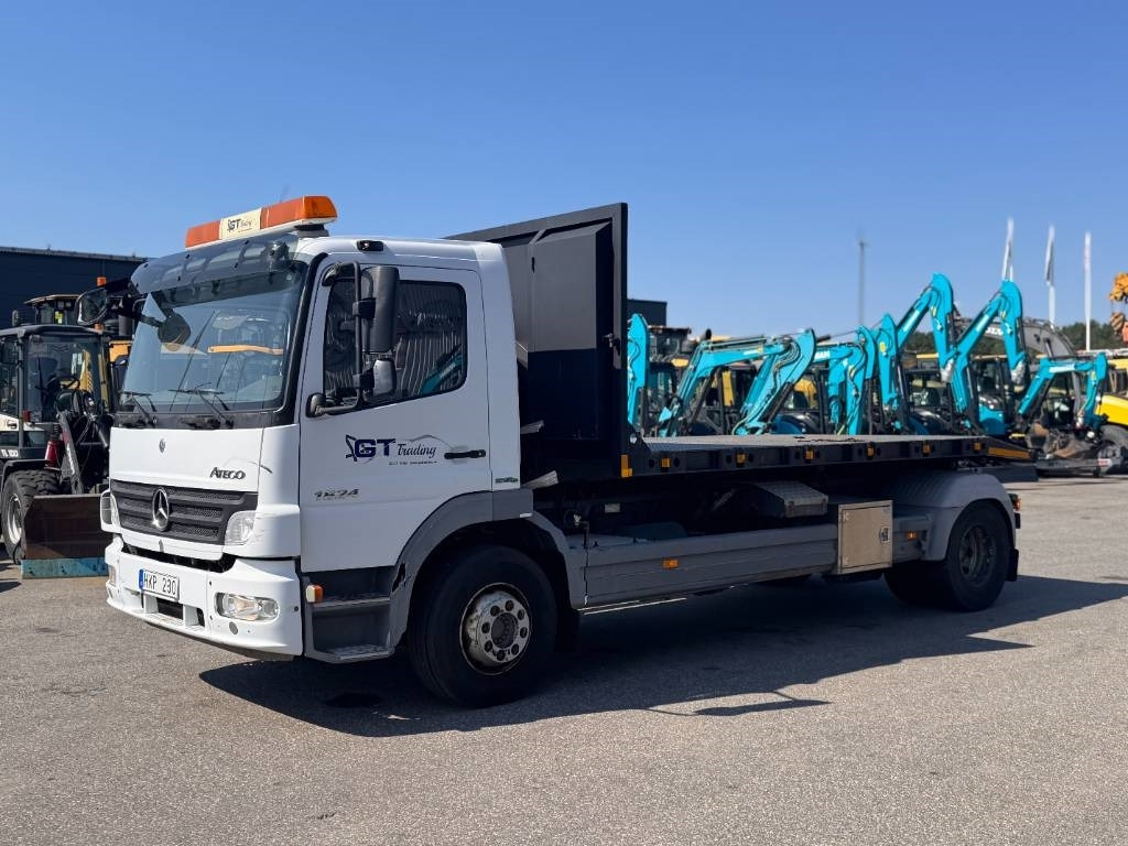 Mercedes-Benz Atego 1524 L 4X2 Växlare Pallift - Kravas automašīna ar slēgto virsbūvi: foto 1 Mercedes-Benz Atego 1524 L 4X2 Växlare Pallift - Kravas automašīna ar slēgto virsbūvi: foto 1