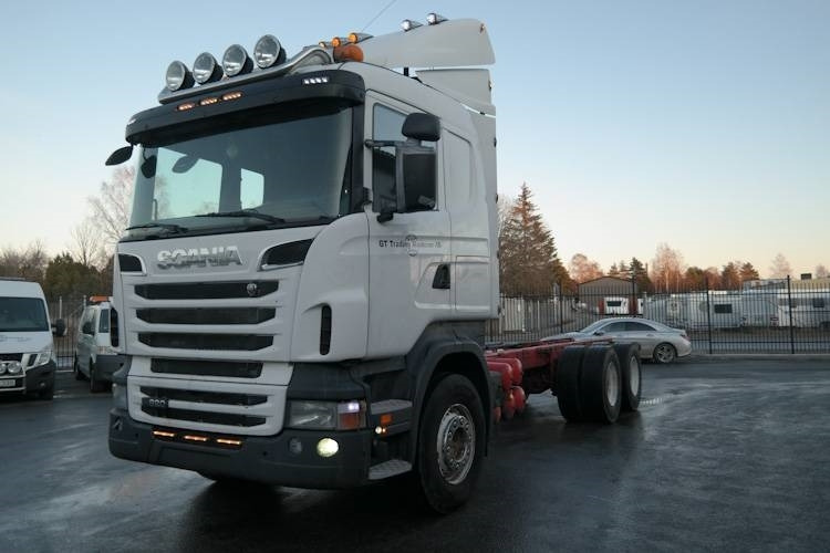 Scania R 620 - Šasija kravas automašīna: foto 2 Scania R 620 - Šasija kravas automašīna: foto 2