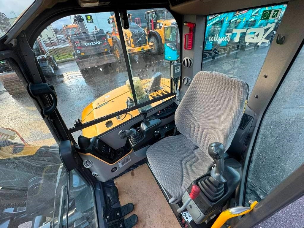 Volvo ECR 88 D - Mini-ekskavators: foto 4 Volvo ECR 88 D - Mini-ekskavators: foto 4