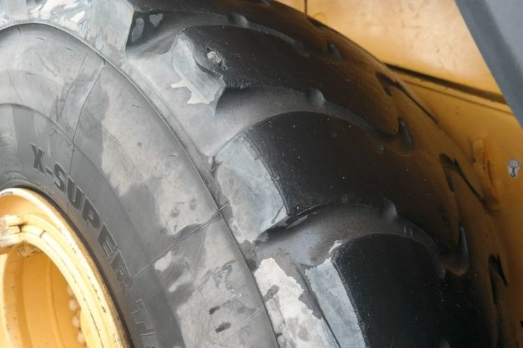 Volvo L220G - Riteņu iekrāvējs: foto 5 Volvo L220G - Riteņu iekrāvējs: foto 5