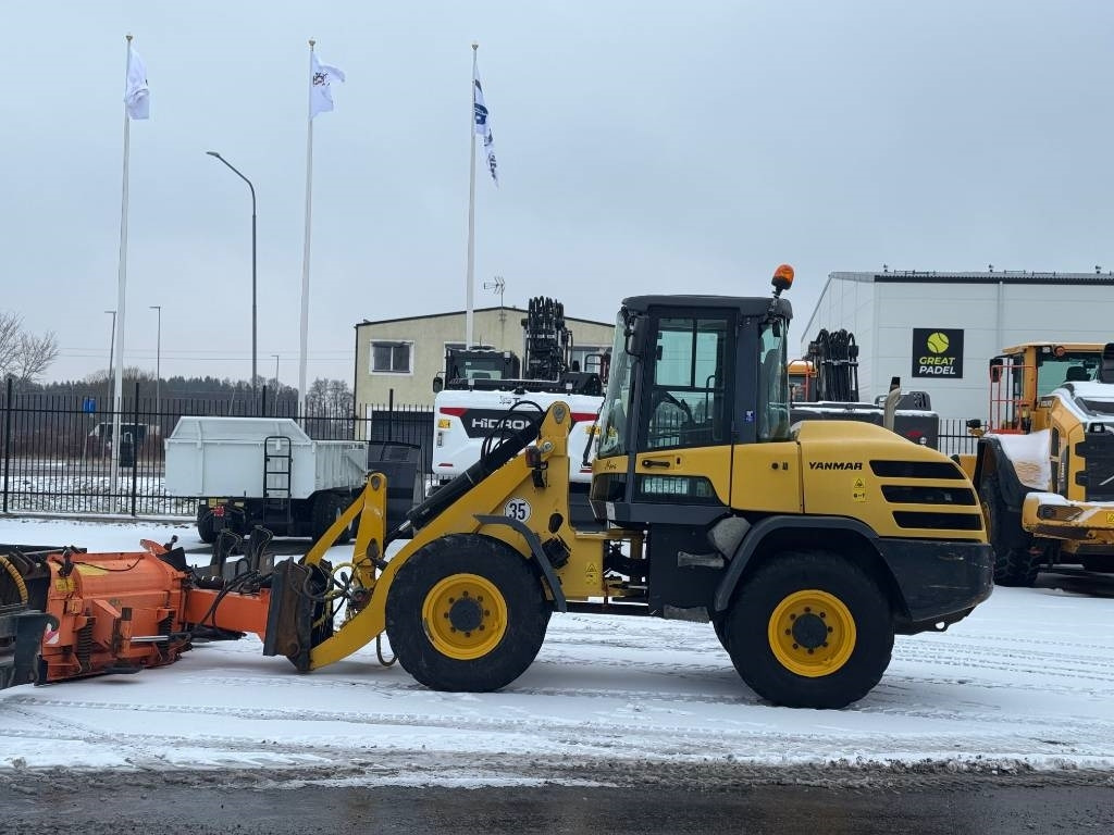 Yanmar V 120 - Riteņu iekrāvējs: foto 1 Yanmar V 120 - Riteņu iekrāvējs: foto 1