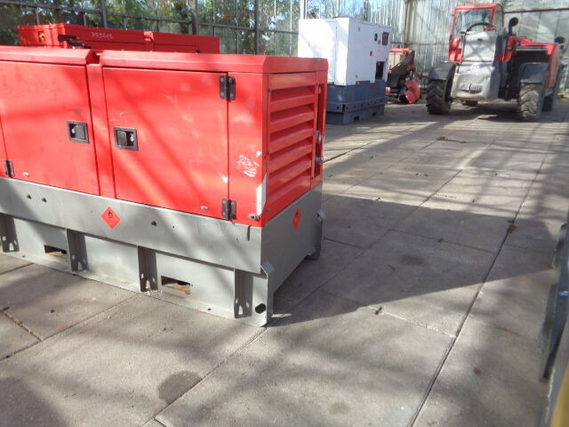 Atlas Copco QAS30 - Elektroģenerators: foto 3 Atlas Copco QAS30 - Elektroģenerators: foto 3