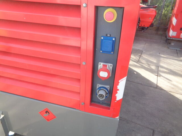 Atlas Copco QAS30 - Elektroģenerators: foto 4 Atlas Copco QAS30 - Elektroģenerators: foto 4