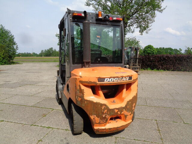 Autokrāvējs Doosan D35C-7: foto 7